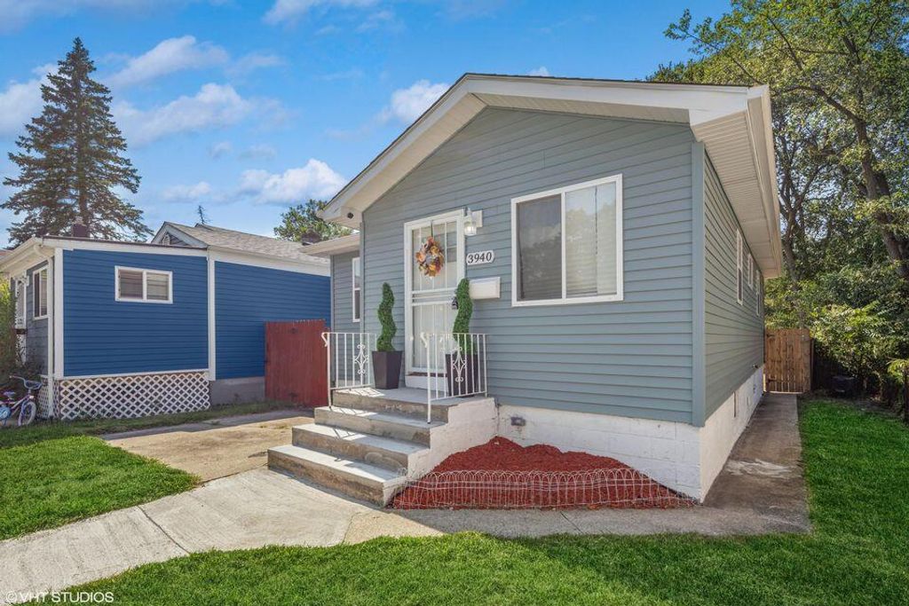 Photo of 3940 Pierce Street, Gary, IN 46408 (MLS # 834042)