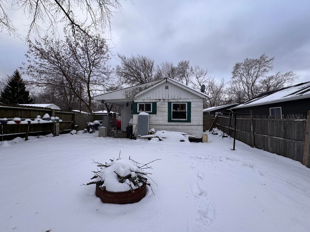 Photo of 3790 Swift Street, Hobart, IN 46342 (MLS # 831879)