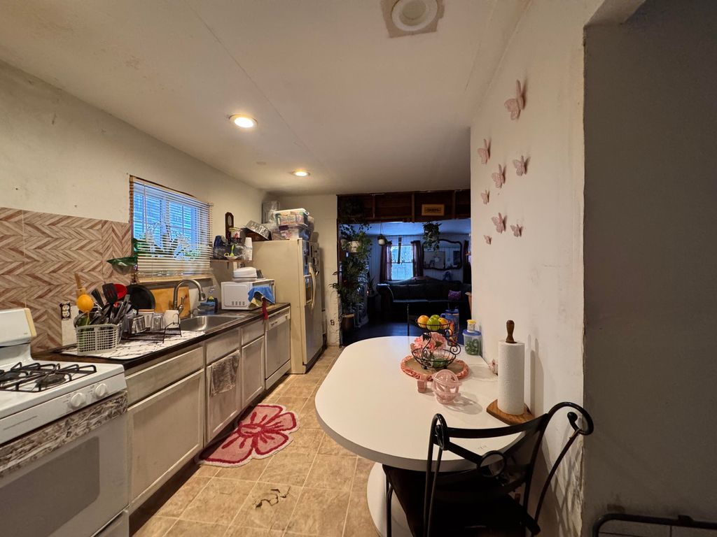 Photo of 3790 Swift Street, Hobart, IN 46342 (MLS # 831879)