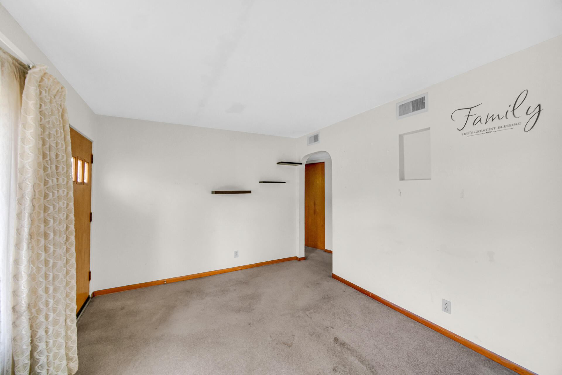 1020 Riverlane Drive