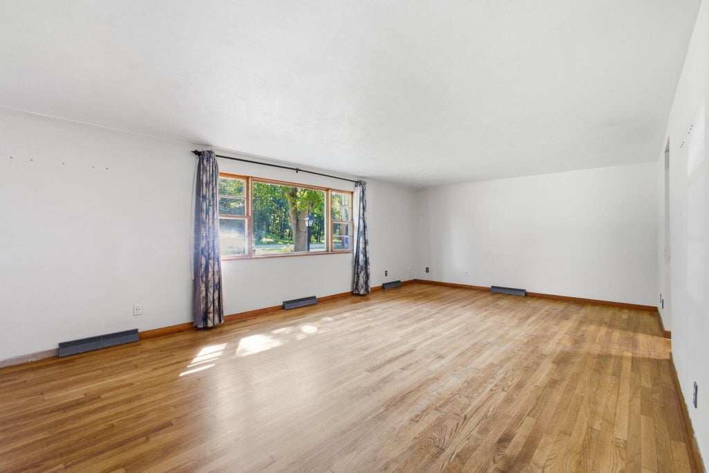 Photo of 117 Prairie Street, Lowell, IN 46356 (MLS # 845106)