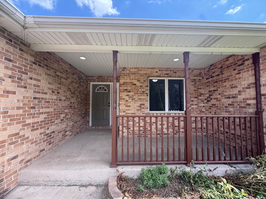 Photo of 741 S Broad Street, Griffith, IN 46319 (MLS # 844363)