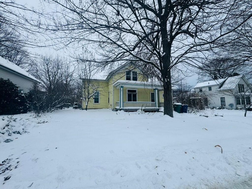 Photo of 508 F Street, La Porte, IN 46350 (MLS # 831508)