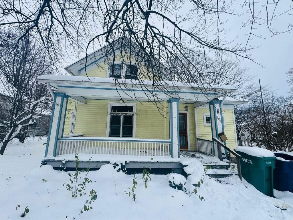 Photo of 508 F Street, La Porte, IN 46350 (MLS # 831508)