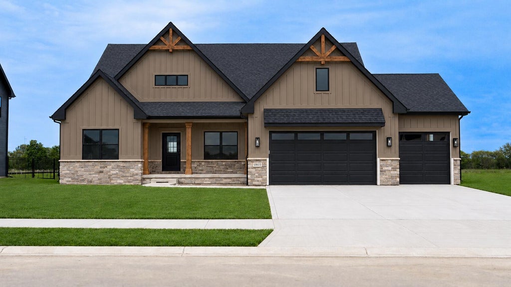 Photo of 1859 Trailbrook Drive, Valparaiso, IN 46385 (MLS # 847223)