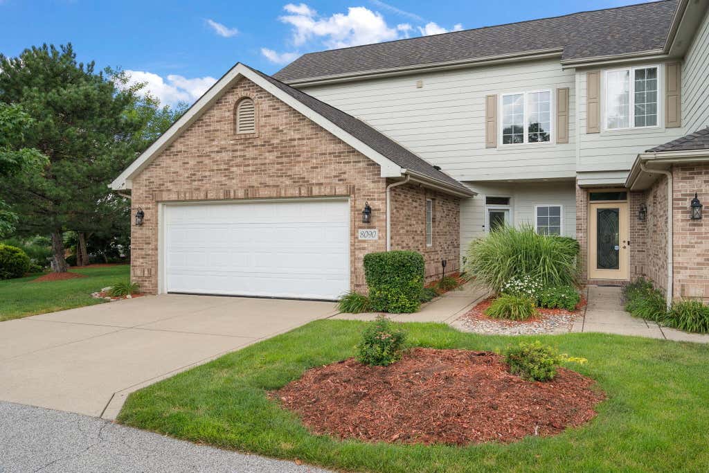 Photo of 8090 Tuckaway Court, Crown Point, IN 46307 (MLS # 842667)