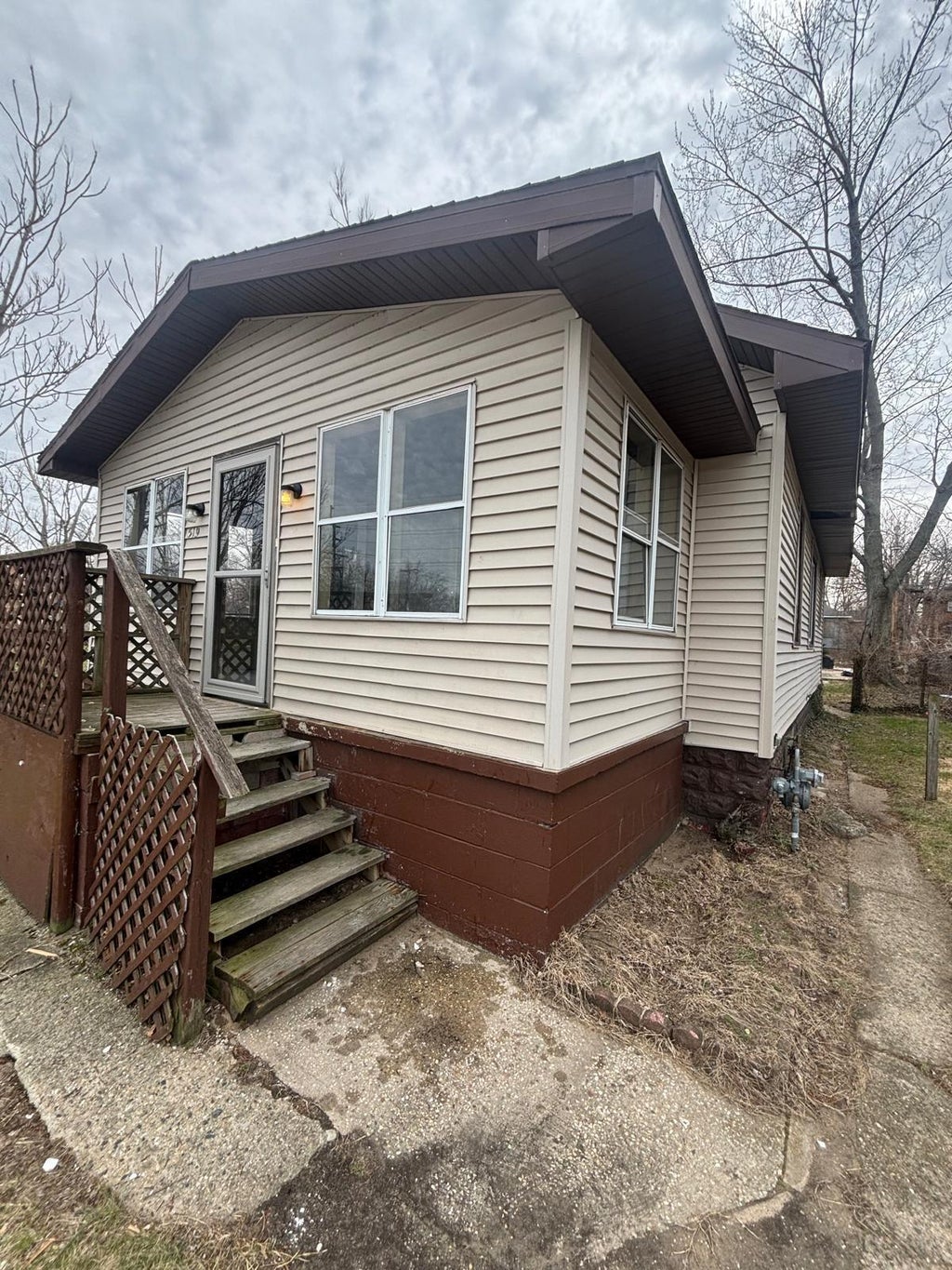 Photo of 519 Union Street, Michigan City, IN 46360 (MLS # 845380)