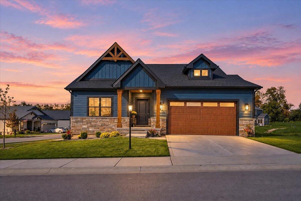 Photo of 3001 Forestside Lane, Valparaiso, IN 46385 (MLS # 847043)