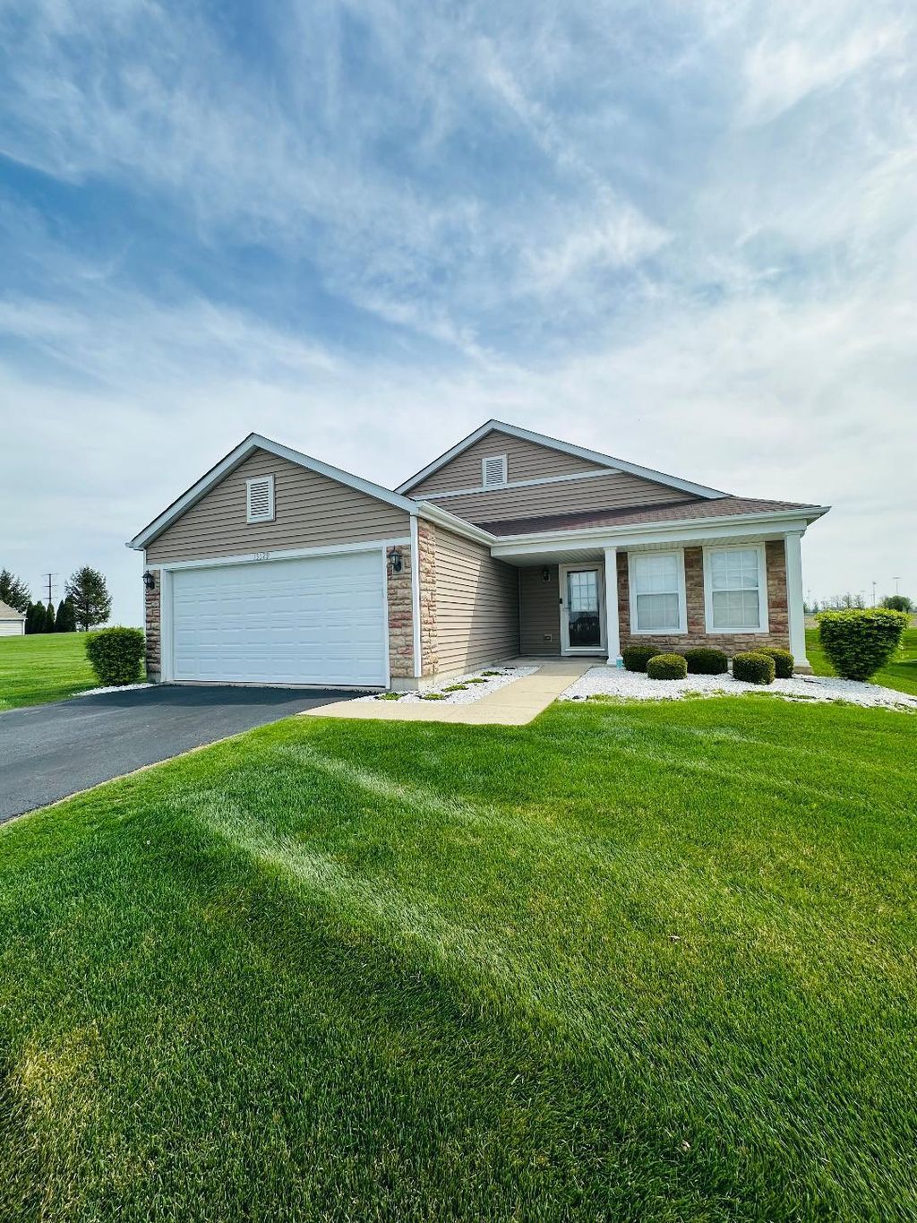 Photo of 13529 W 105th Place, Dyer, IN 46311 (MLS # 837094)