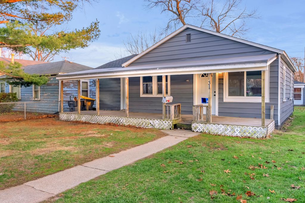 Photo of 31 Tyler Street, New Chicago, IN 46342 (MLS # 836018)