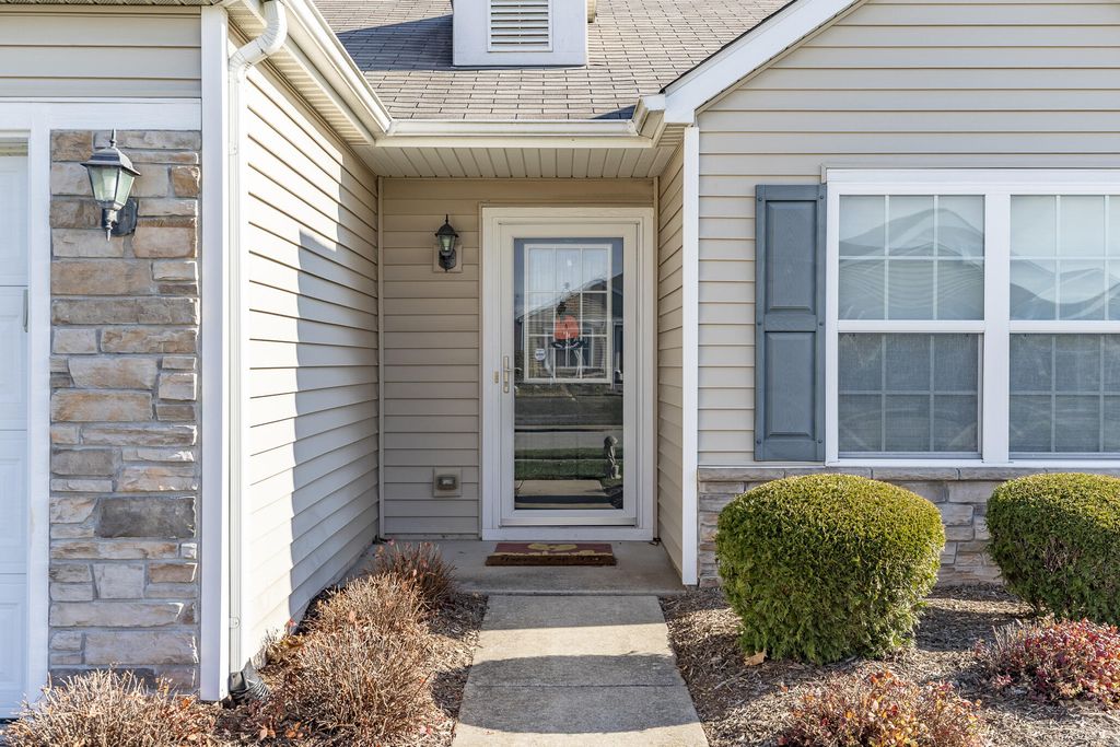 Photo of 10639 Burgess Way, Dyer, IN 46311 (MLS # 830914)