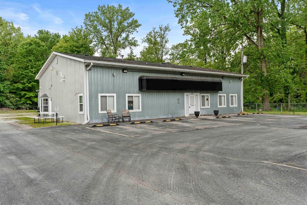 Photo of 6662 W Johnson Road, La Porte, IN 46350 (MLS # 836542)