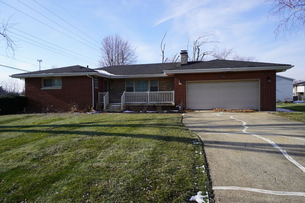 Photo of 6092 Cleveland Street, Merrillville, IN 46410 (MLS # 832720)