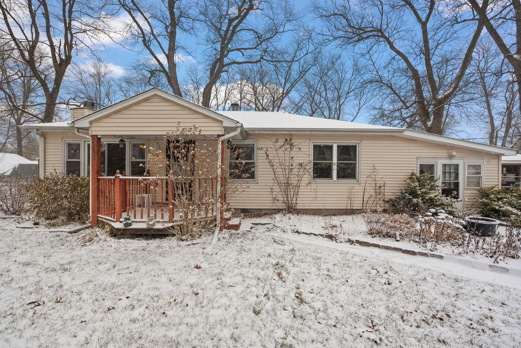 Photo of 2857 County Line Road, Portage, IN 46368 (MLS # 831465)