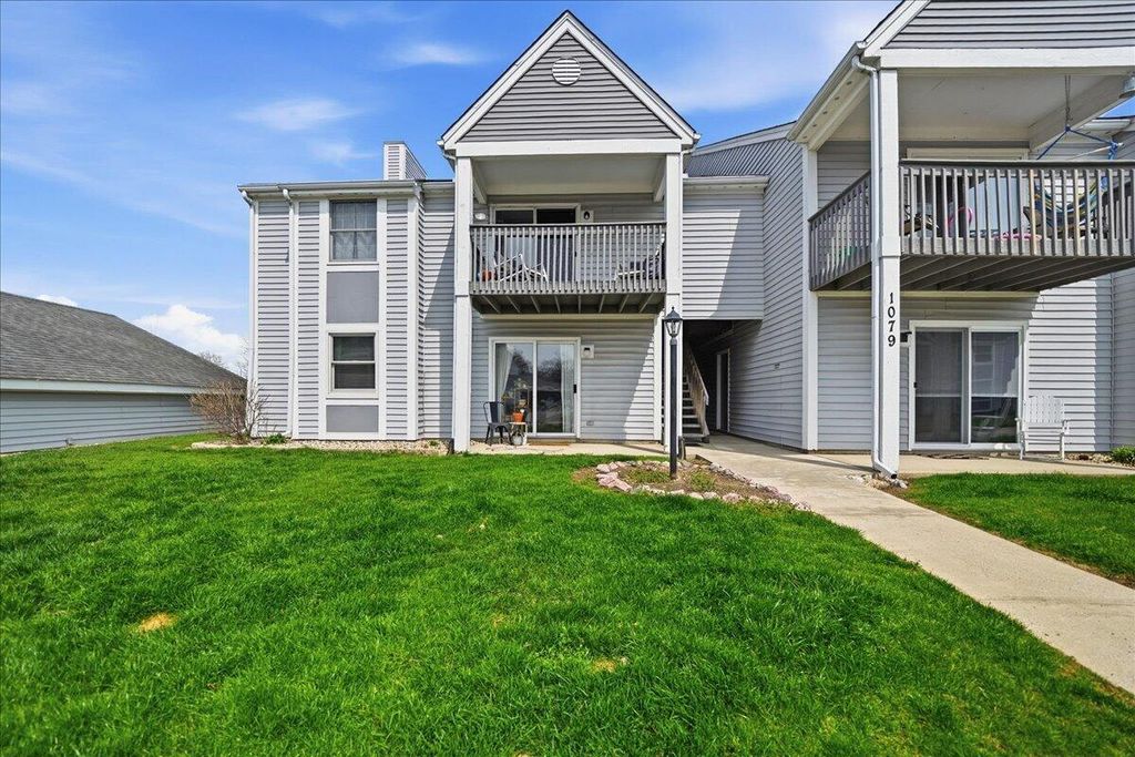 Photo of 1079 Millpond Road #B, Valparaiso, IN 46385 (MLS # 836554)