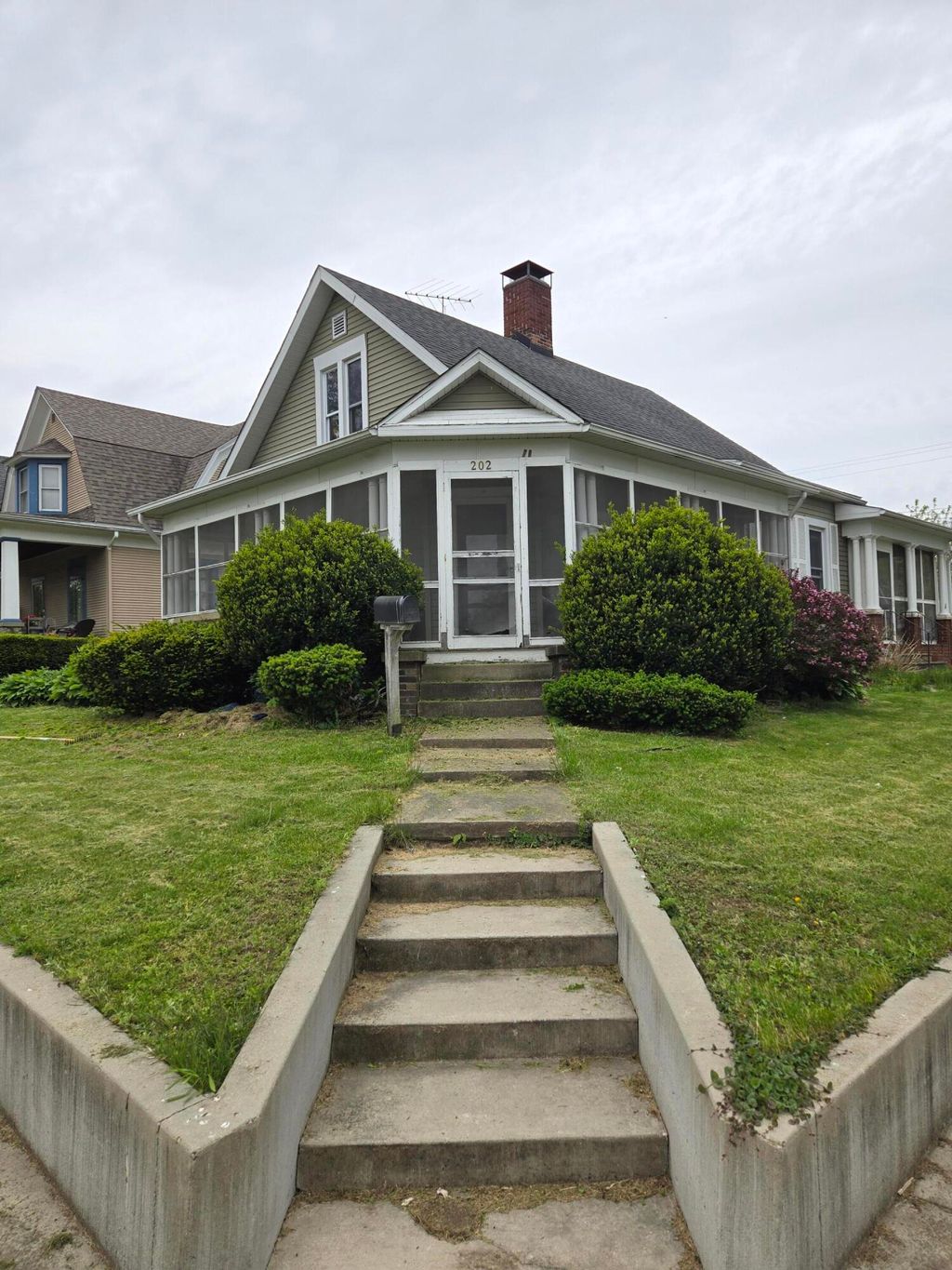 Photo of 202 G Street, La Porte, IN 46350 (MLS # 838739)