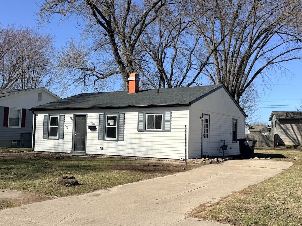 Photo of 3036 Coral Drive, Hobart, IN 46342 (MLS # 835155)