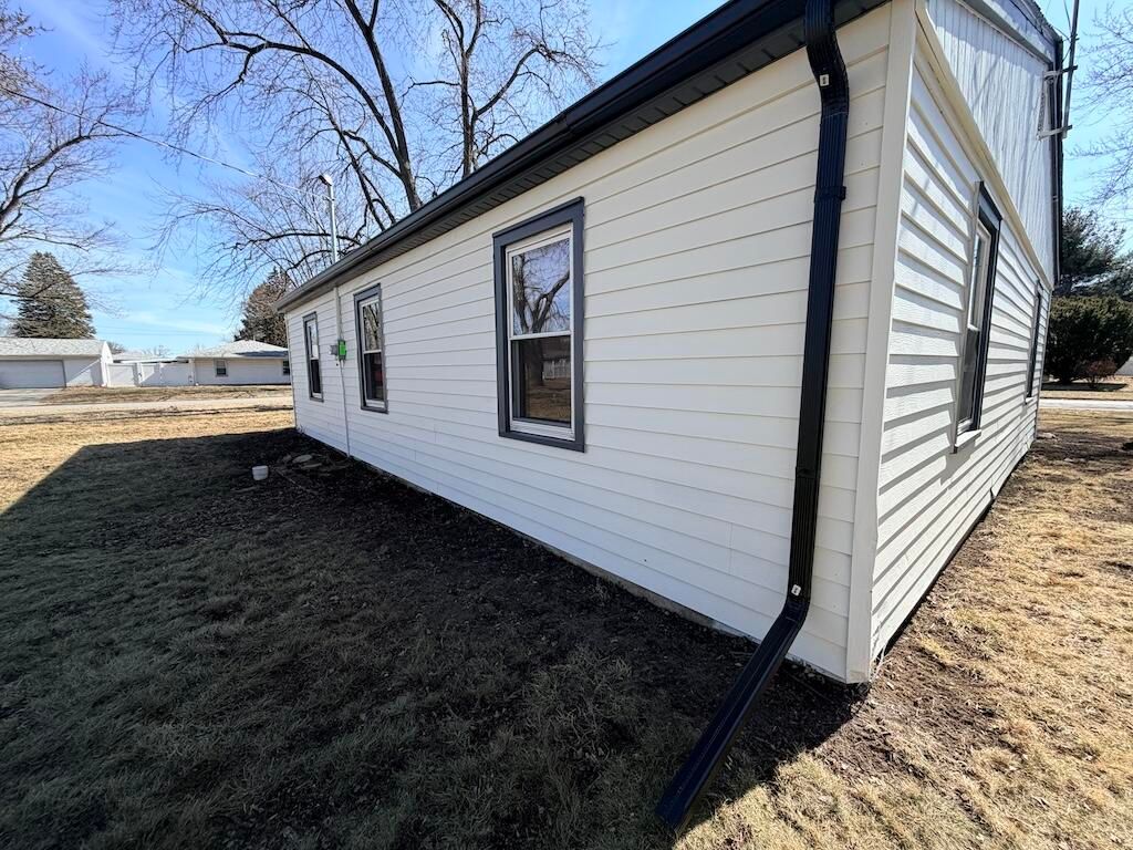 Photo of 3036 Coral Drive, Hobart, IN 46342 (MLS # 835155)