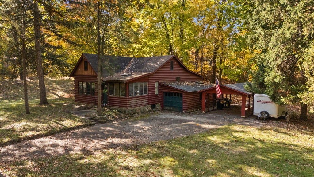 Photo of 8 Talahi Trail, Michigan City, IN 46360 (MLS # 847560)