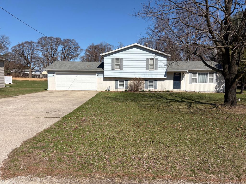 Photo of 3430 E South Country Lane, Knox, IN 46534 (MLS # 835910)