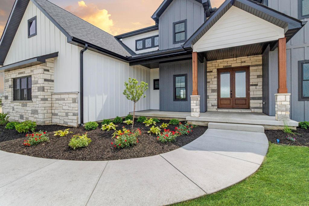 Photo of 3659 Towle Street, Dyer, IN 46311 (MLS # 830195)