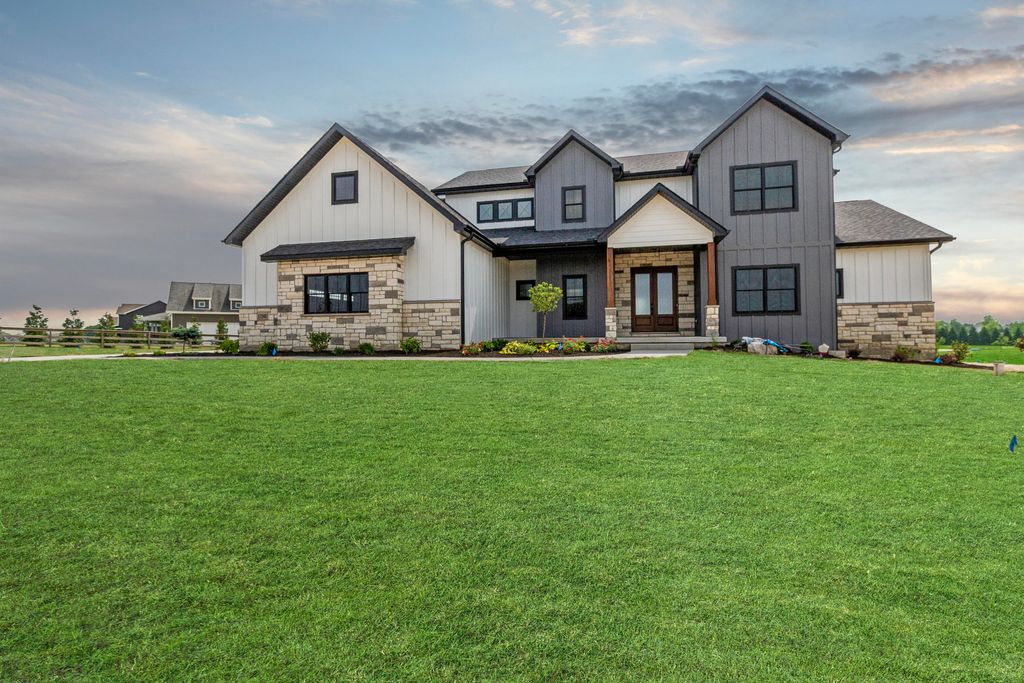 Photo of 3659 Towle Street, Dyer, IN 46311 (MLS # 830195)