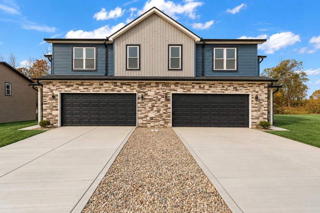 Photo of 5766 Adams Street, Merrillville, IN 46410 (MLS # 847650)