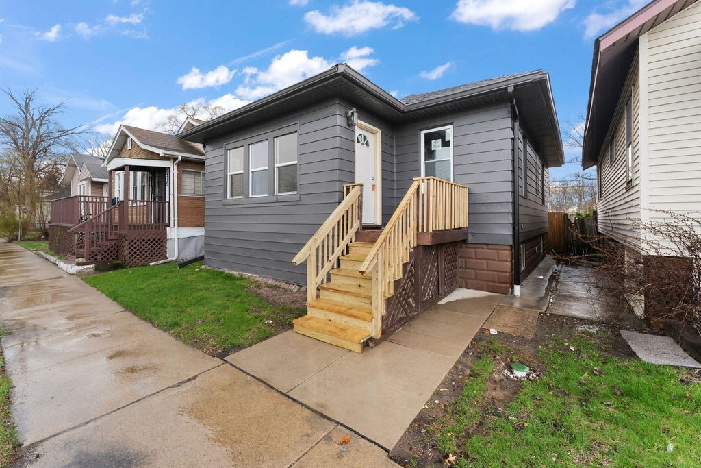 Photo of 1250 Sherman Street, Hammond, IN 46320 (MLS # 837565)