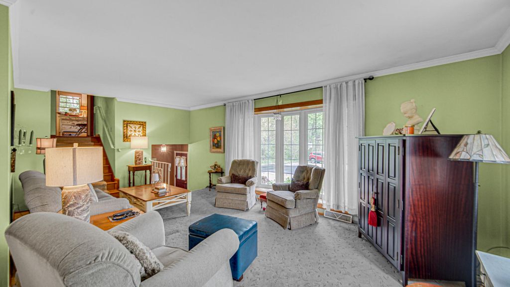 Photo of 738 E 11th Street, Hobart, IN 46342 (MLS # 837974)