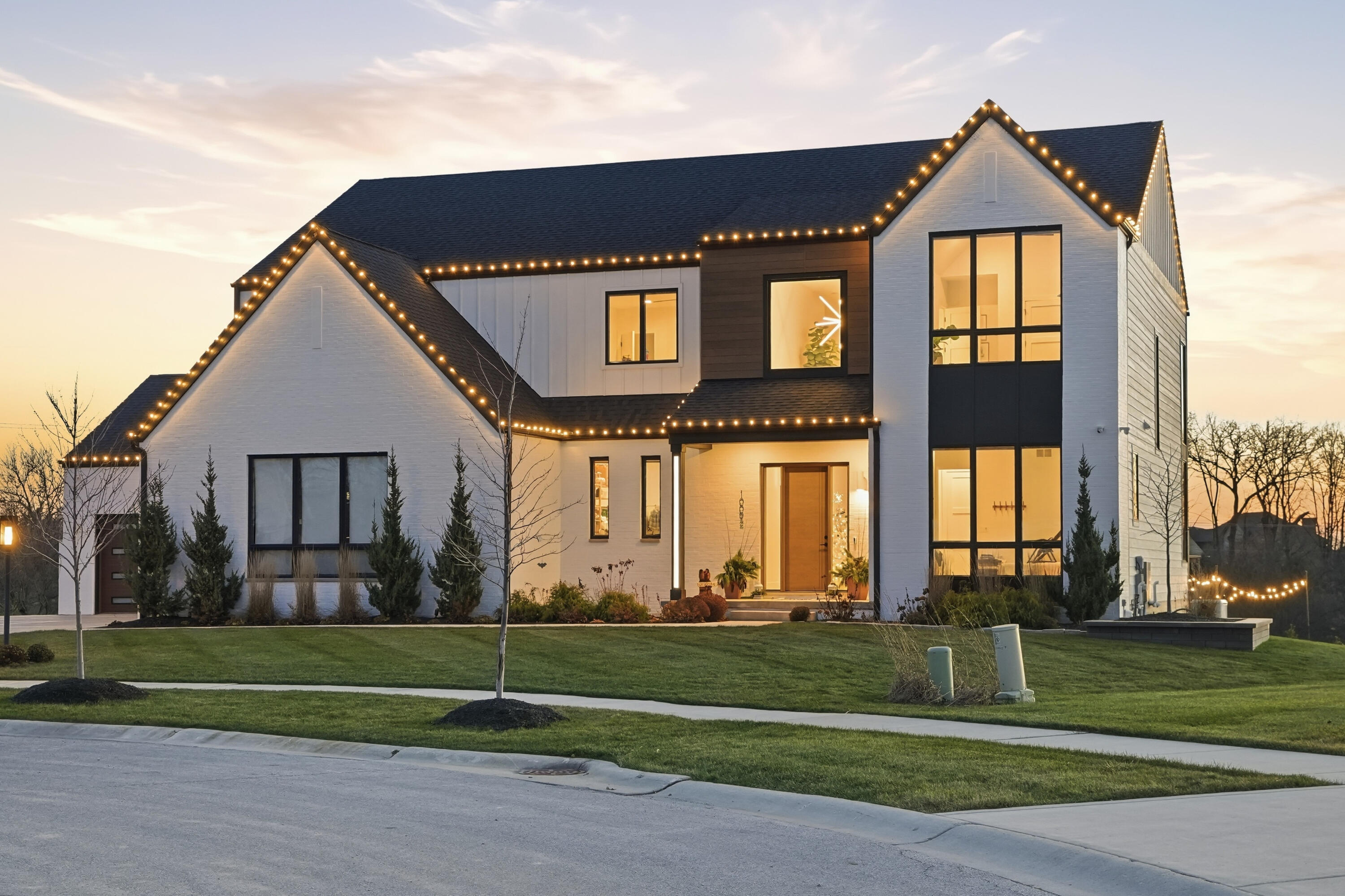 10092 Tall Grass Trail