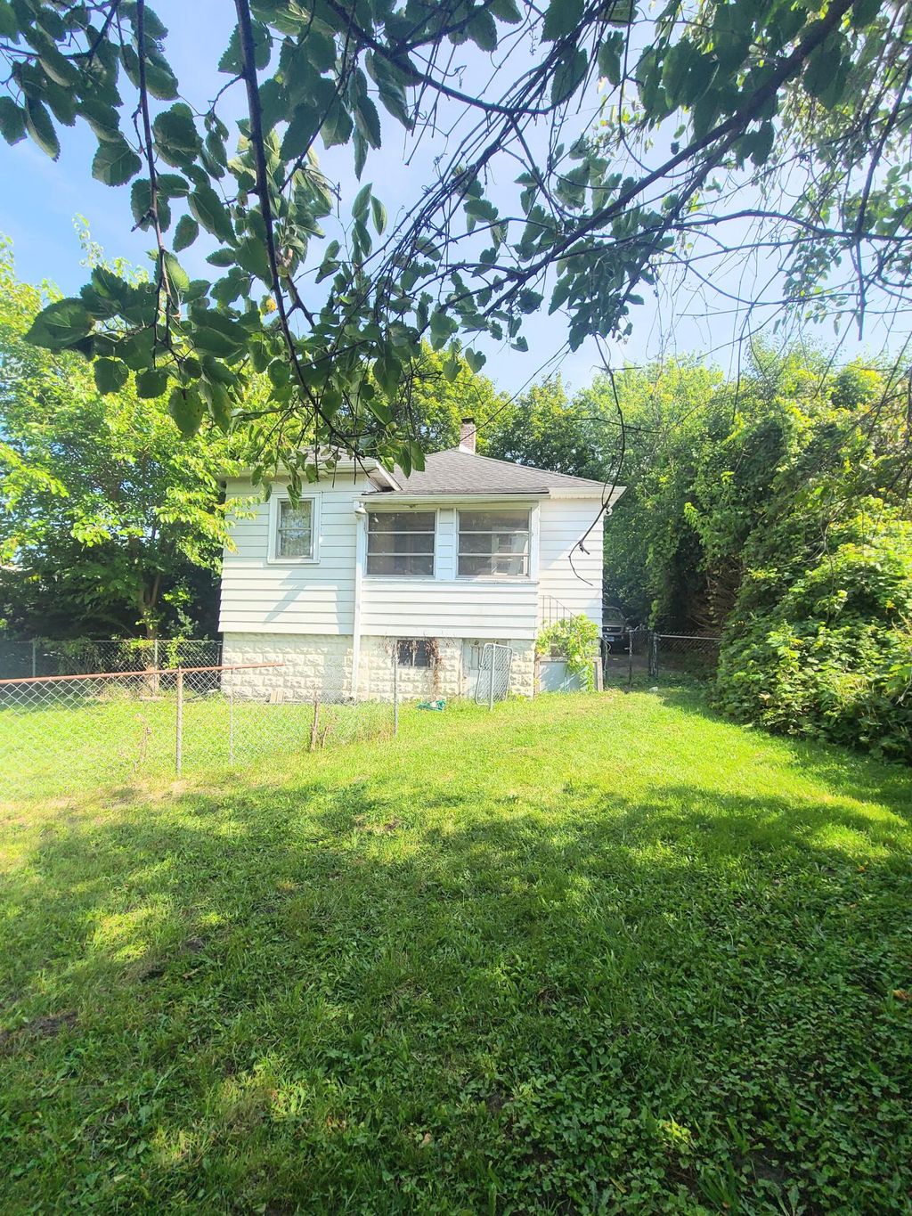Photo of 3756 Liverpool Road, Hobart, IN 46342 (MLS # 830225)
