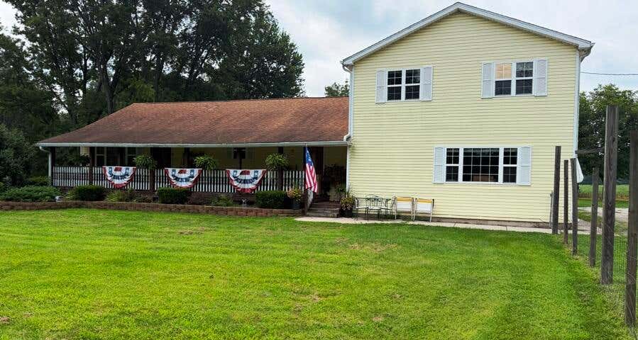 Photo of 3635 N Indiana 23, Grovertown, IN 46531 (MLS # 843785)