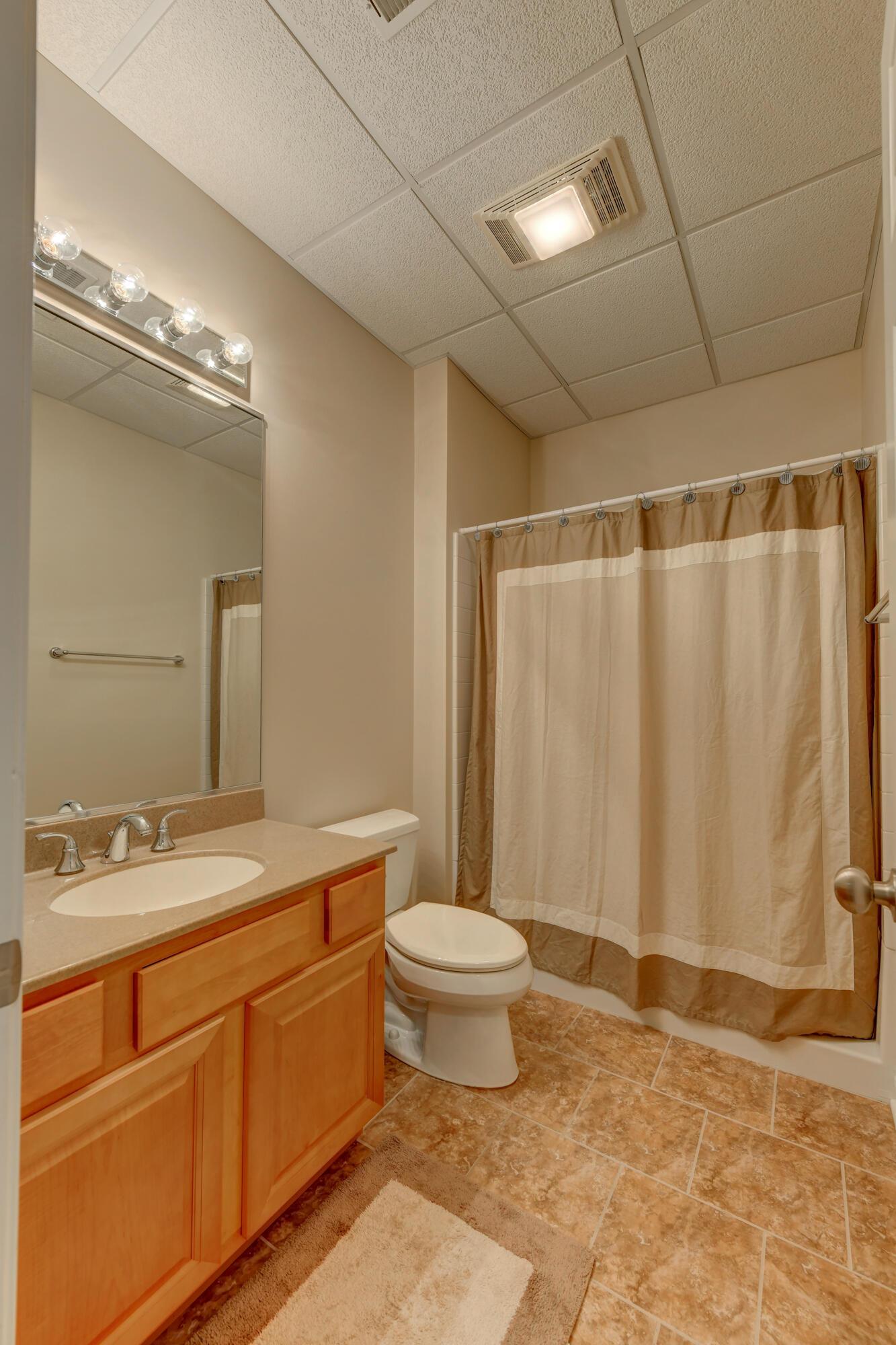 Munster, Indiana, 46321, United States, 7 Bedrooms Bedrooms, ,7 BathroomsBathrooms,Residential,Active,2045685