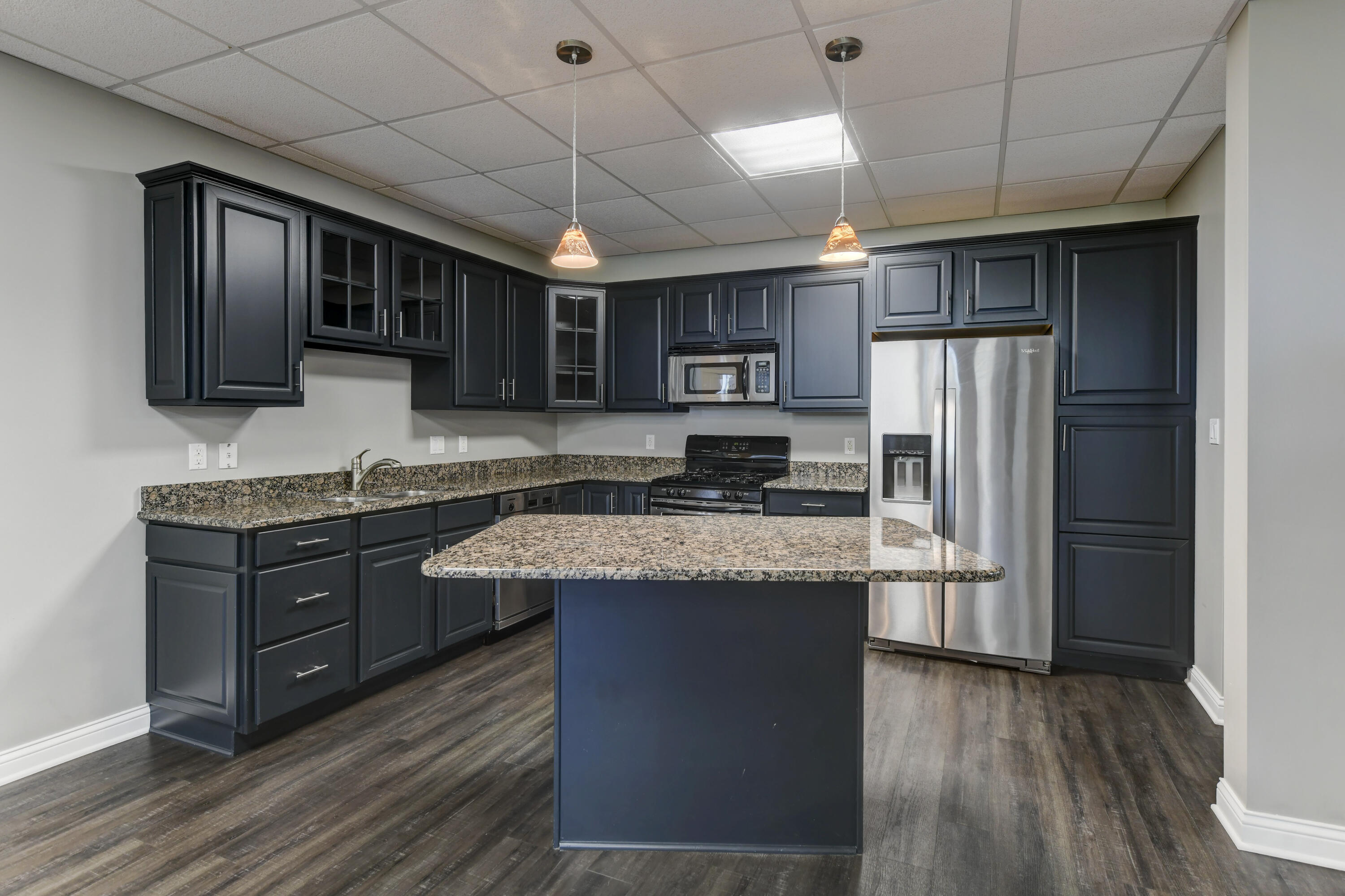 Munster, Indiana, 46321, United States, 7 Bedrooms Bedrooms, ,7 BathroomsBathrooms,Residential,Active,2045685