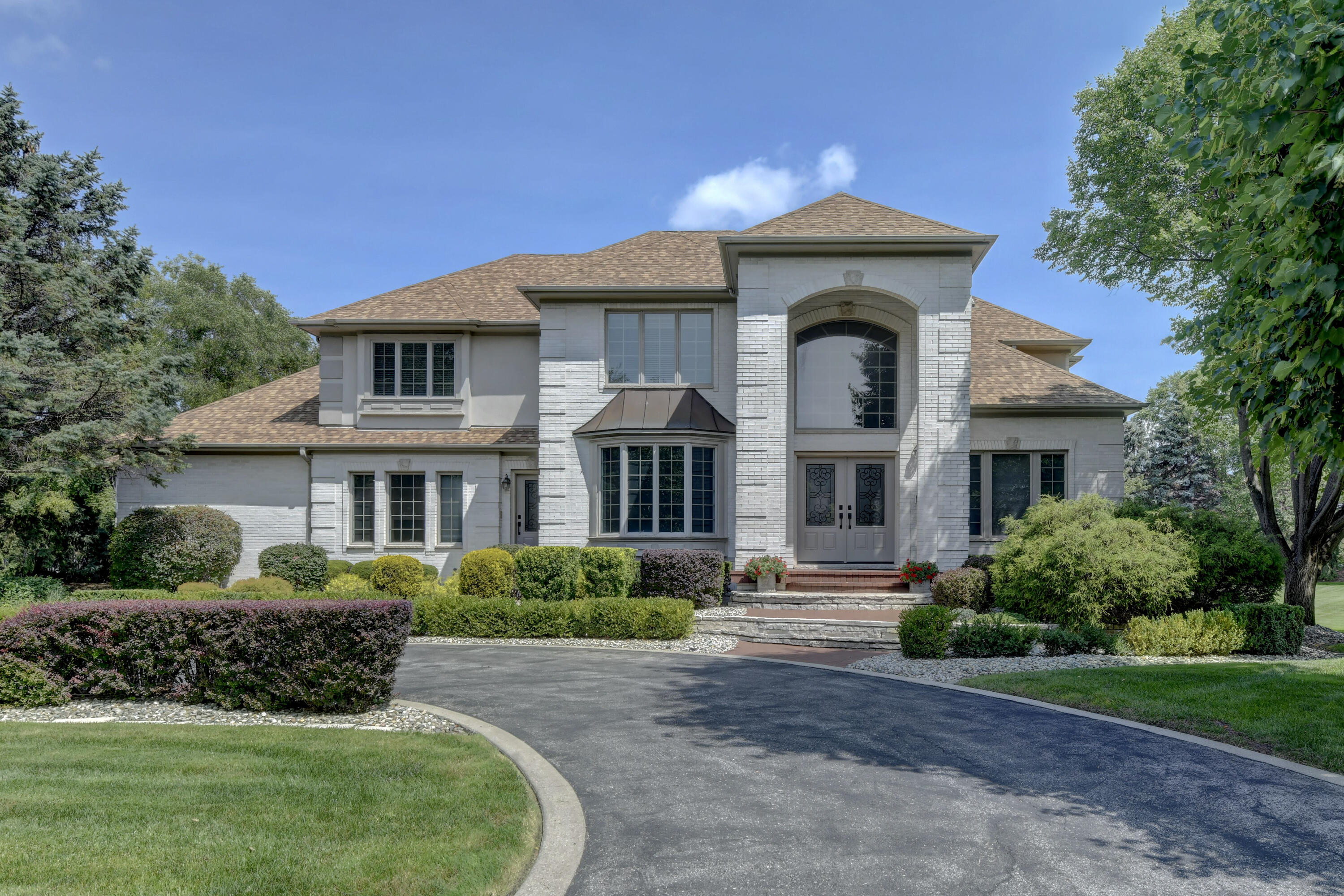 Munster, Indiana, 46321, United States, 7 Bedrooms Bedrooms, ,7 BathroomsBathrooms,Residential,Active,2045685