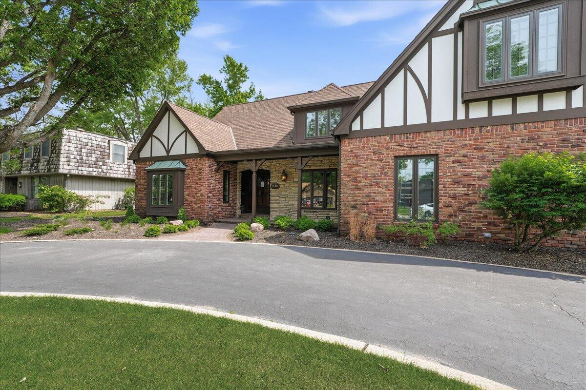 1130 Melbrook Drive