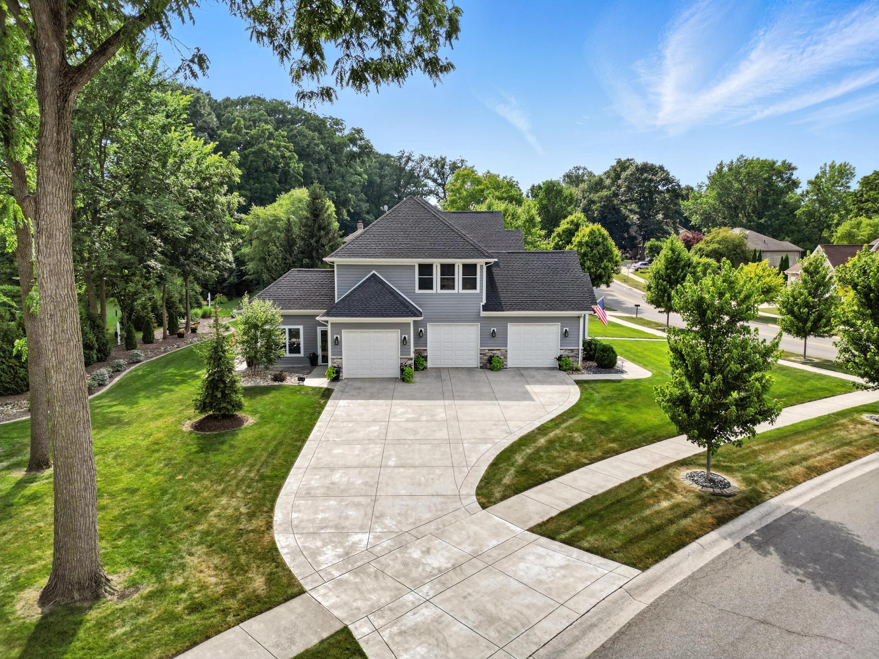 1285 Greenview Place