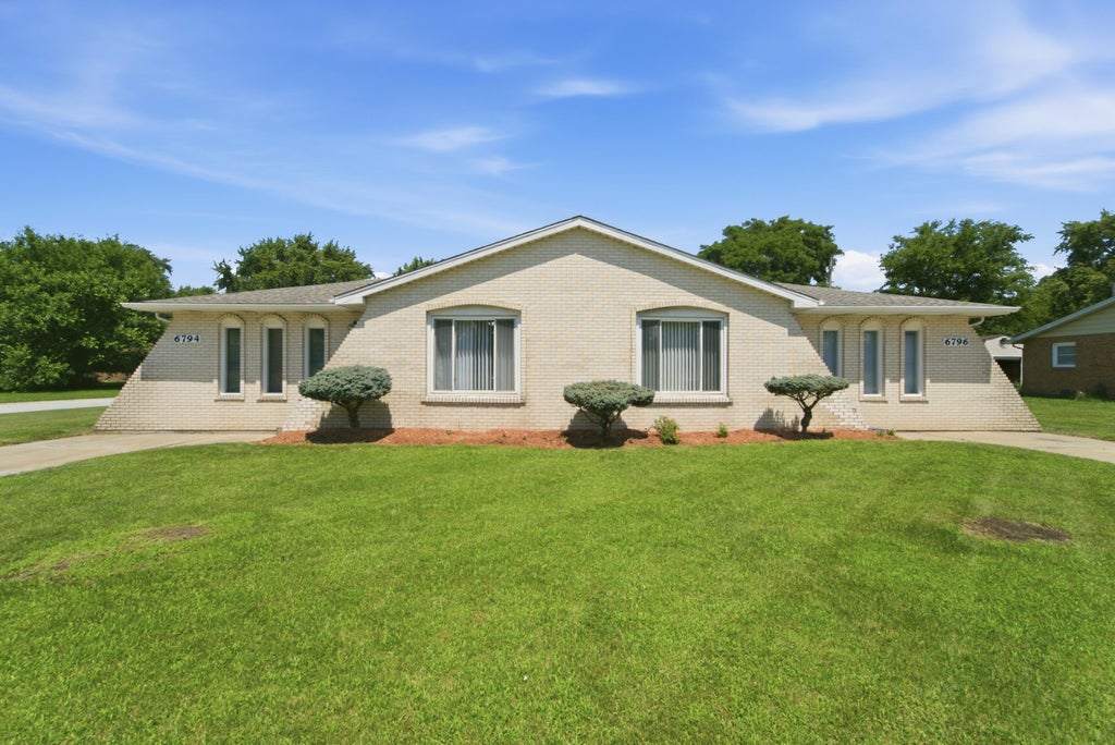 Photo of 6794-96 Old Porter Road, Portage, IN 46368 (MLS # 842078)