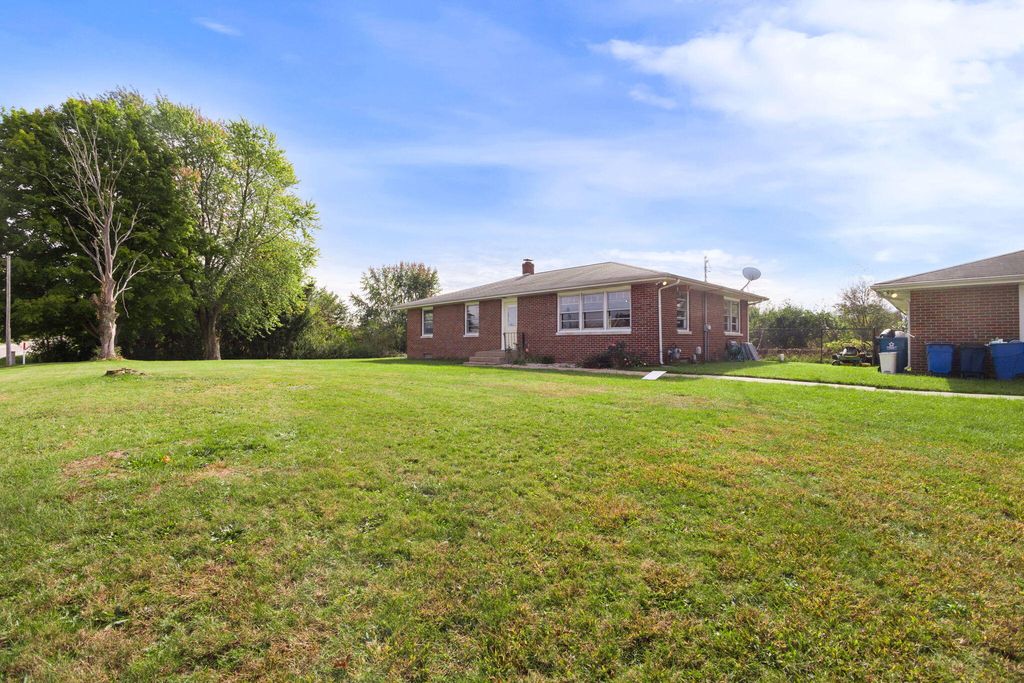 Photo of 6702 E State Rd 4, Mill Creek, IN 46365 (MLS # 829420)