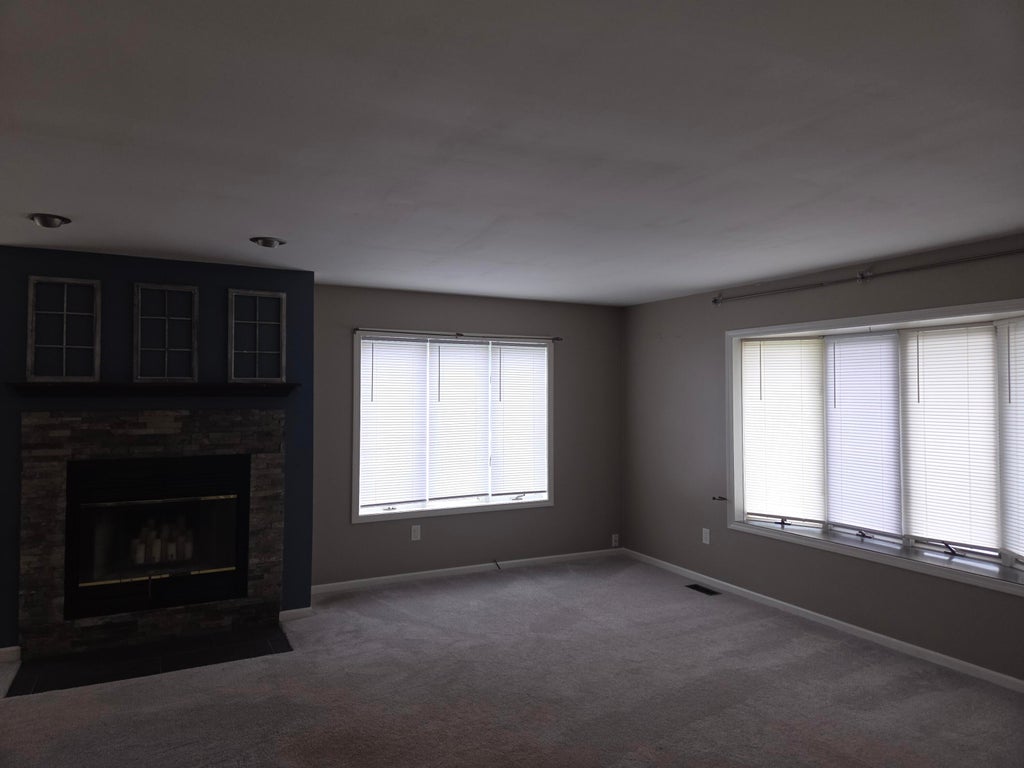 Photo of 4043 Westover Drive, Crown Point, IN 46307 (MLS # 846101)