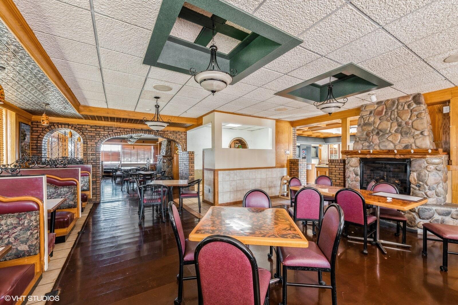 3940 Franklin Street