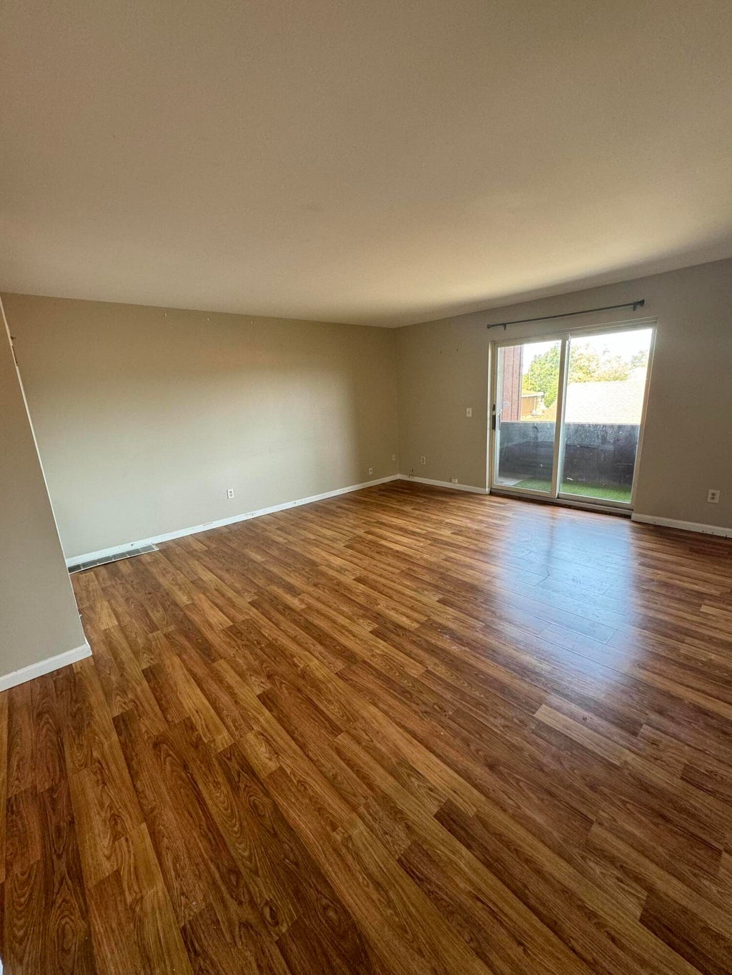 Photo of 212 Plum Creek Drive #2-b, Schererville, IN 46375 (MLS # 847607)