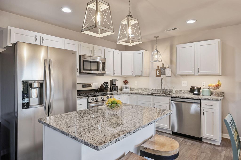 Photo of 1201 Tower Lane, Chesterton, IN 46304 (MLS # 834382)