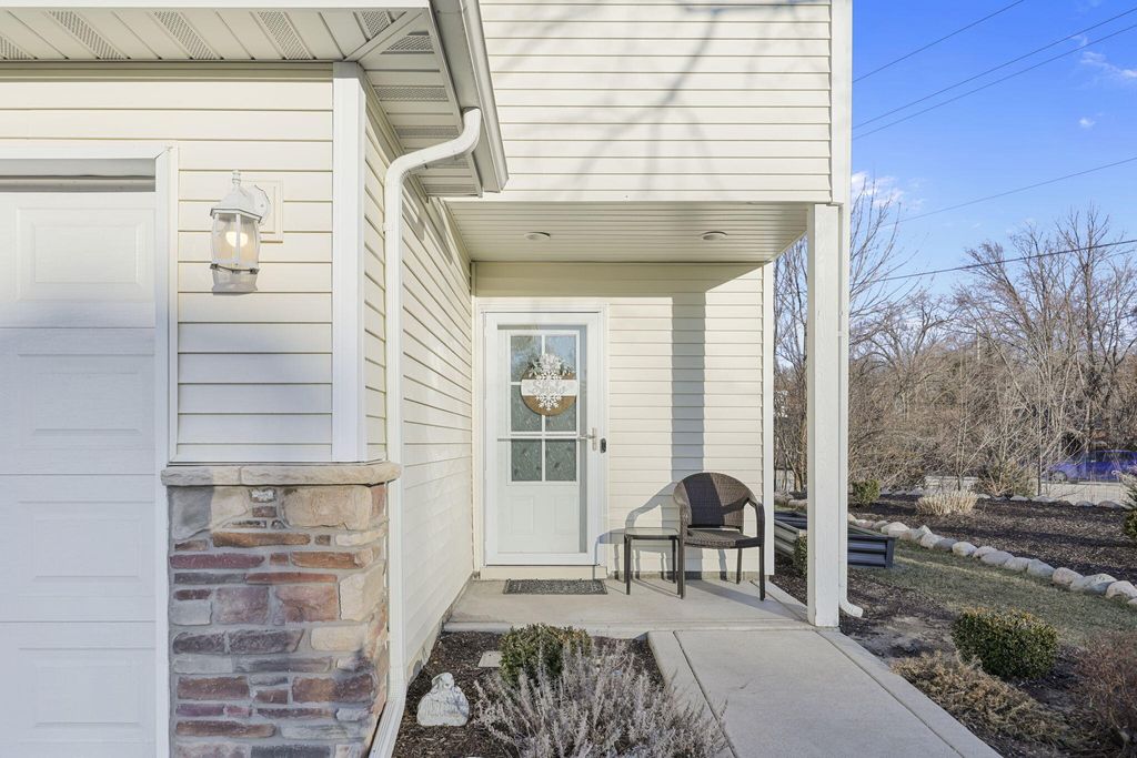 Photo of 1201 Tower Lane, Chesterton, IN 46304 (MLS # 834382)