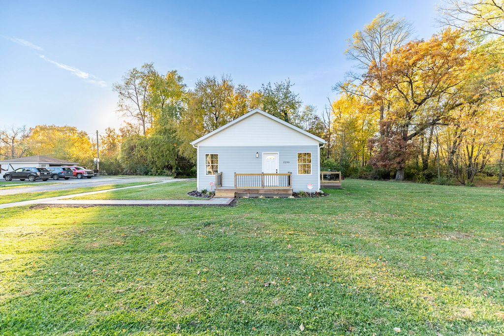 Photo of 2290 Newton Street, Lake Station, IN 46405 (MLS # 832410)