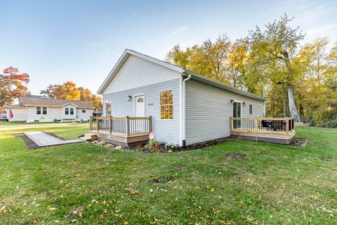 2290 Newton Street Lake Station IN 46405