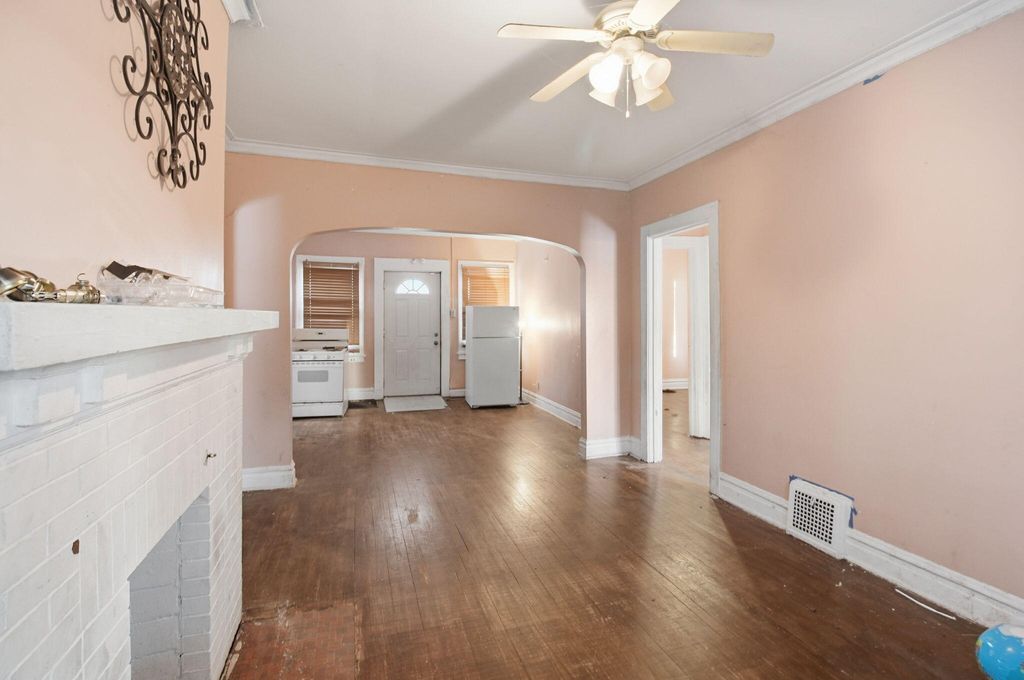 Photo of 4427 Washington Street, Gary, IN 46408 (MLS # 833174)