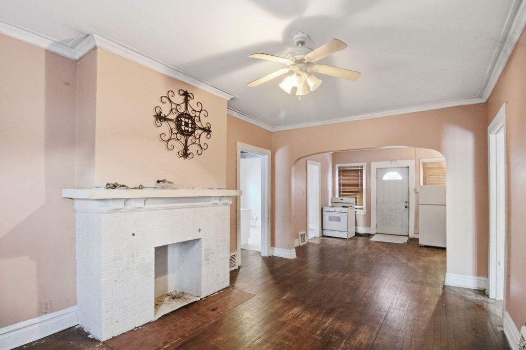 Photo of 4427 Washington Street, Gary, IN 46408 (MLS # 833174)