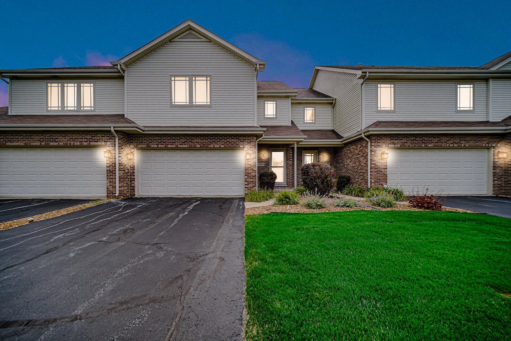 Photo of 9793 Gettler Street, Dyer, IN 46311 (MLS # 843156)