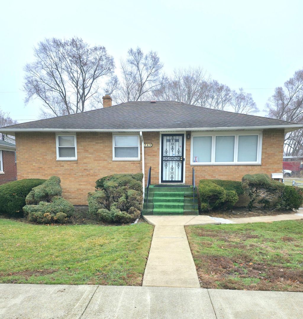 Photo of 709 Porter Street, Gary, IN 46406 (MLS # 835333)